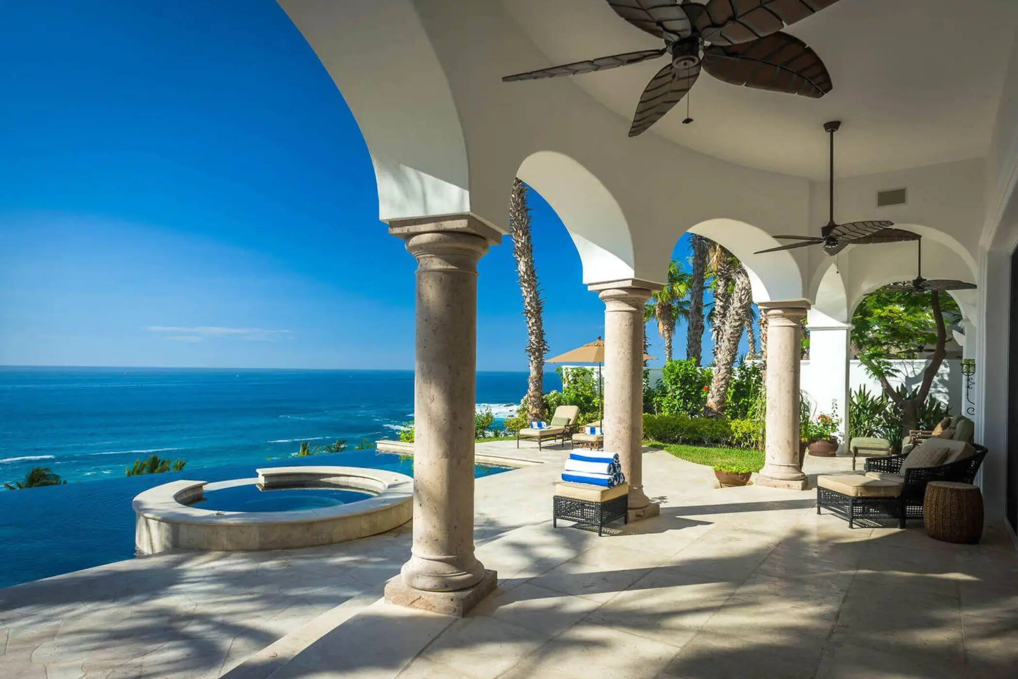 Upscale Villas Del Mar Estate with Infinity Pool and Ocean Views from