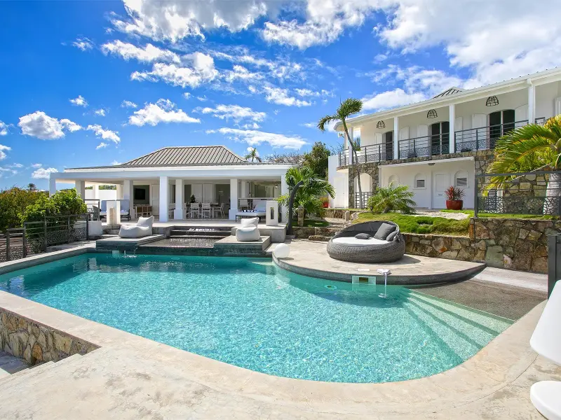 Snapshot of Luxury Resort Villas In The Mountains With Private Pool And Golf