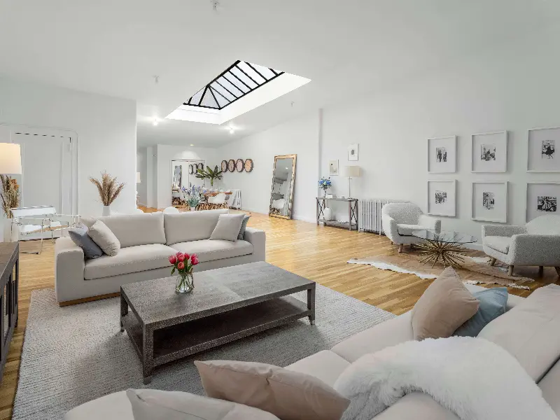 A closer look at Penthouses With Loft-Style Living Areas